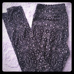 LulaRoe TC leggings
